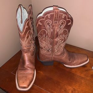 Ariat women’s legend boots